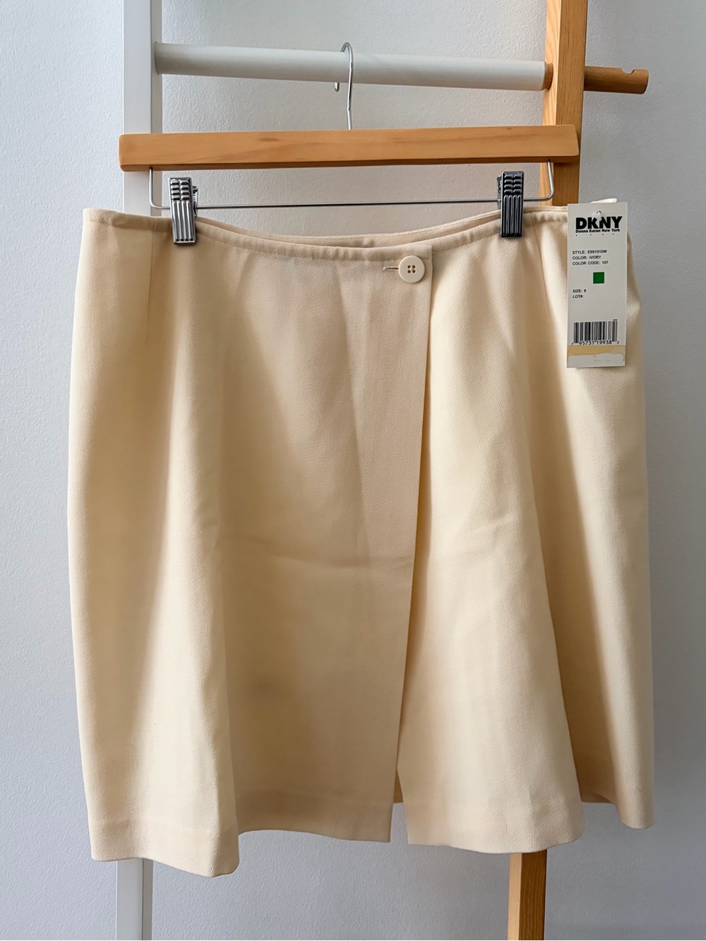 NWT Vintage DKNY Cream A-Line Skirt